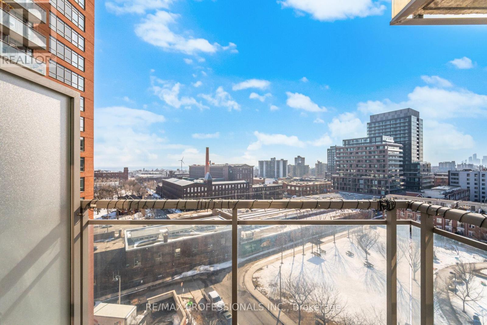 1015 - 38 Joe Shuster Way, Toronto, Ontario  M6K 0A5 - Photo 35 - C12835870