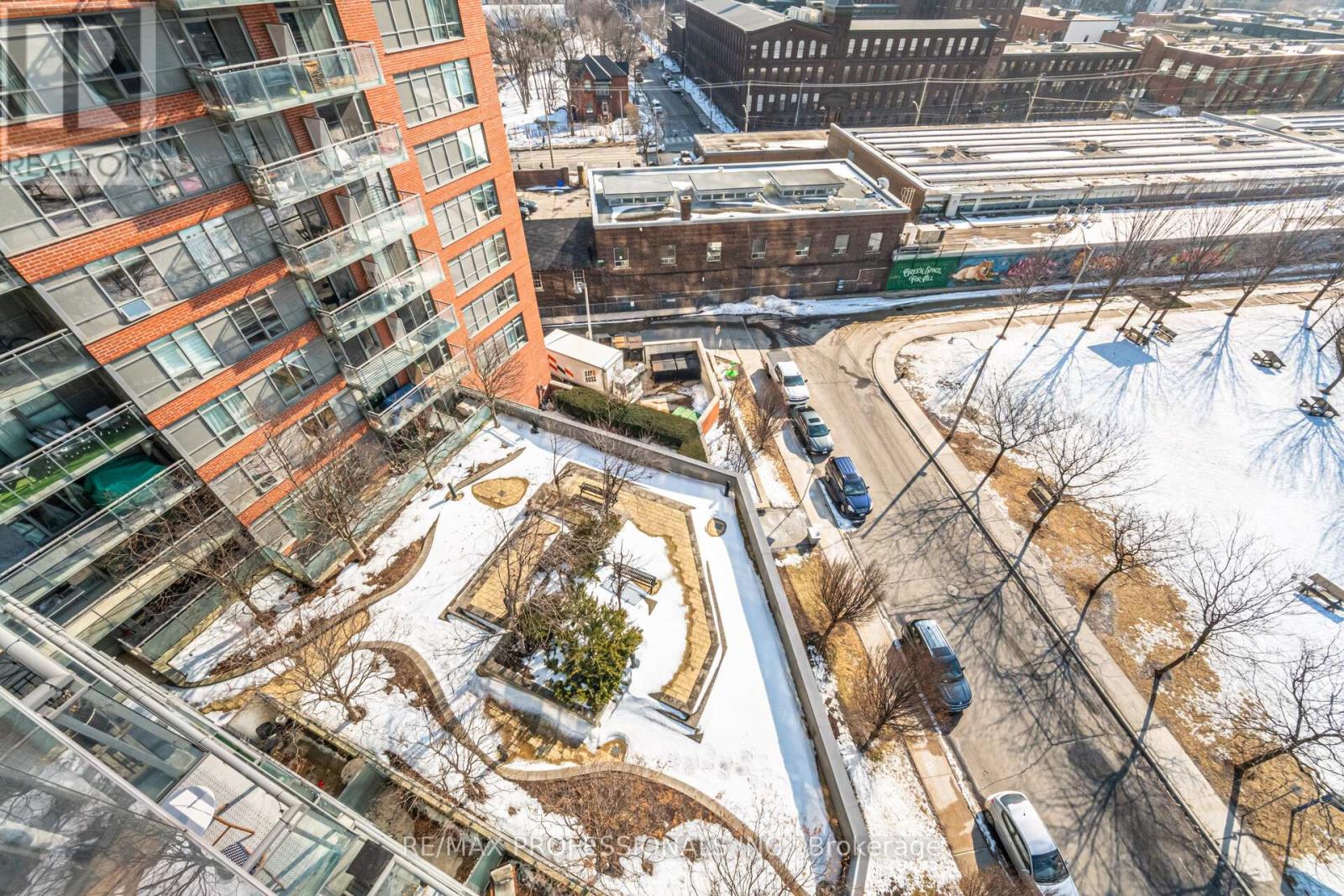 1015 - 38 Joe Shuster Way, Toronto, Ontario  M6K 0A5 - Photo 39 - C12835870