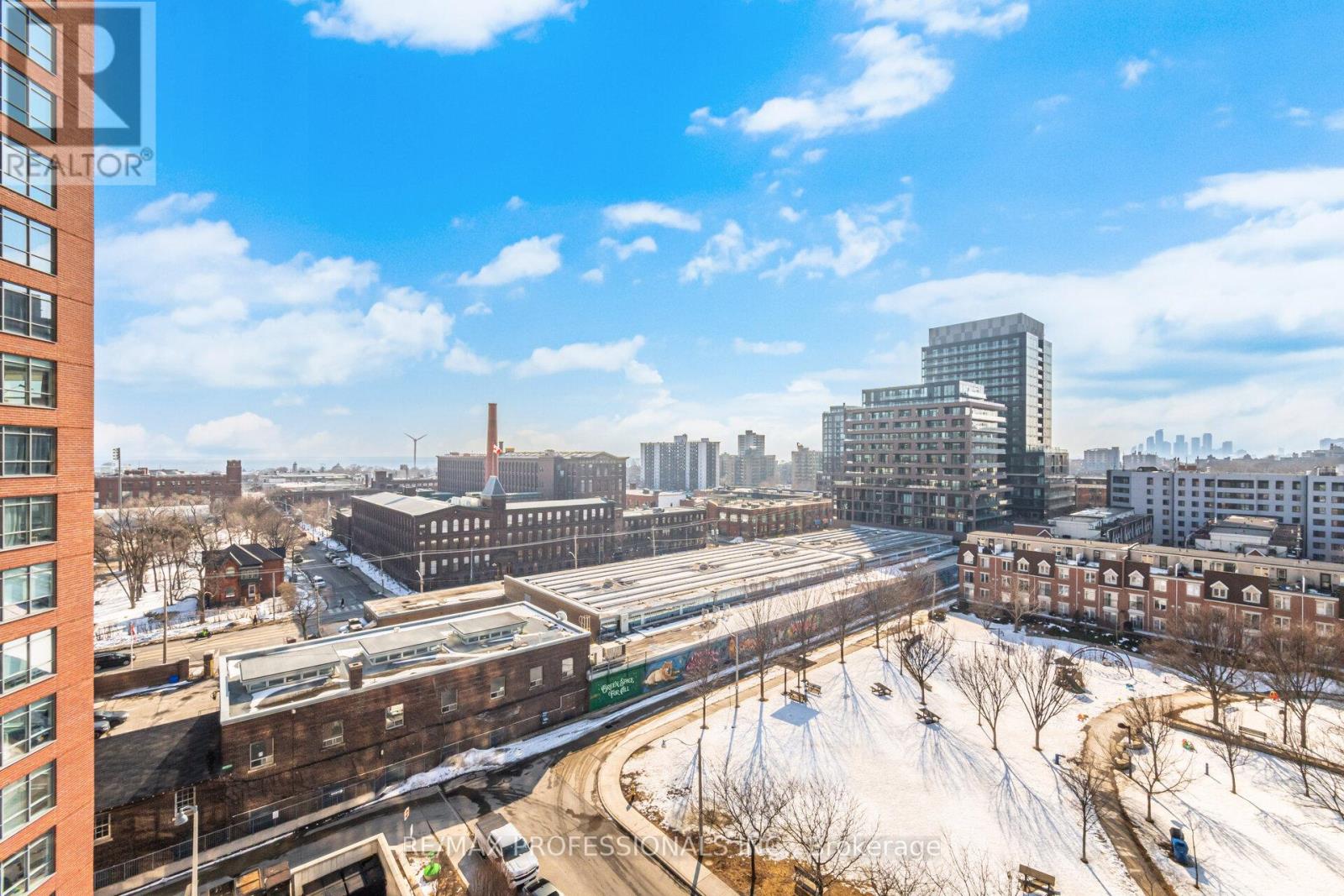 1015 - 38 Joe Shuster Way, Toronto, Ontario  M6K 0A5 - Photo 46 - C12835870