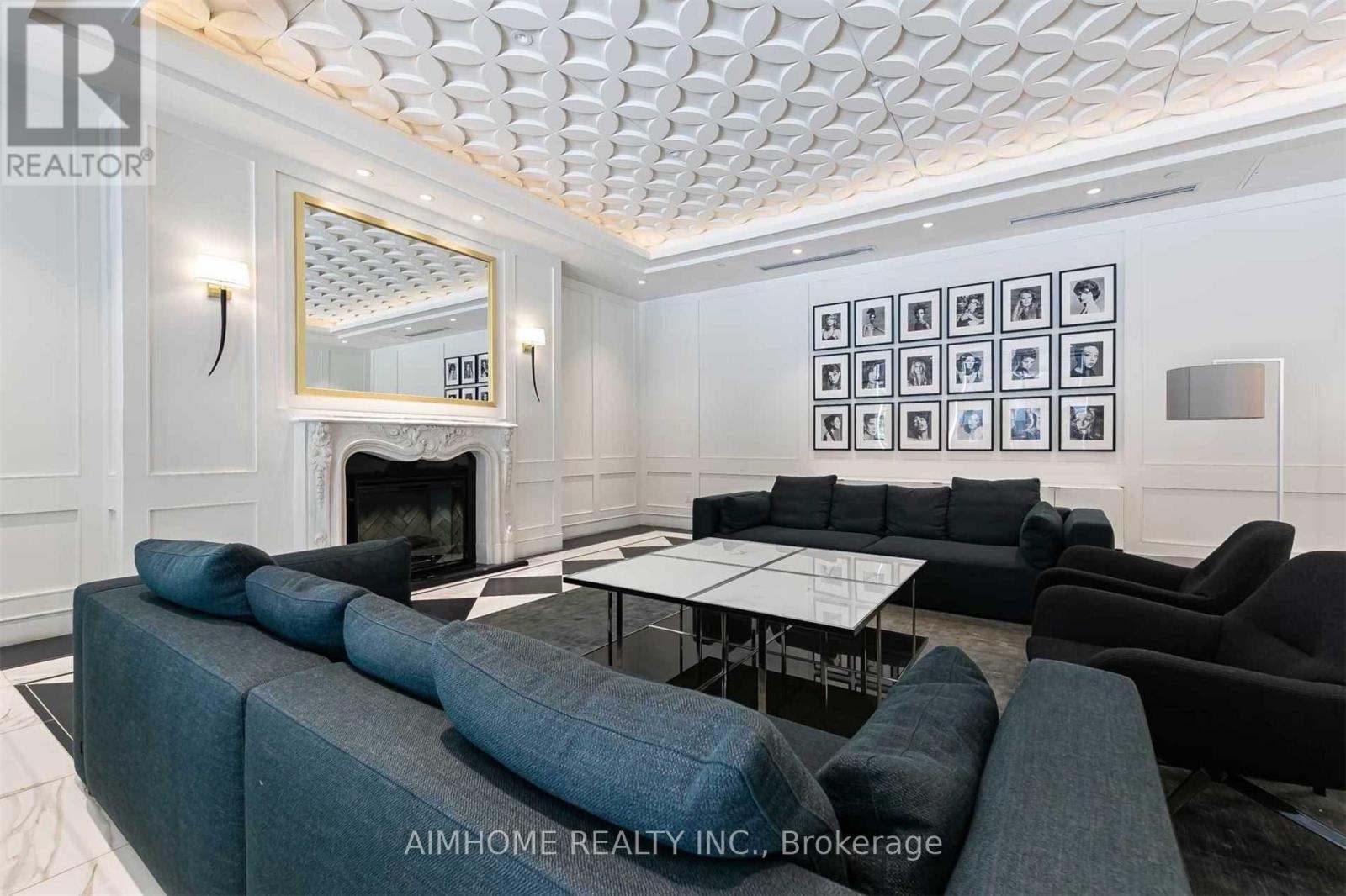 2014 - 955 Bay Street, Toronto, Ontario  M5S 0C6 - Photo 3 - C12835888