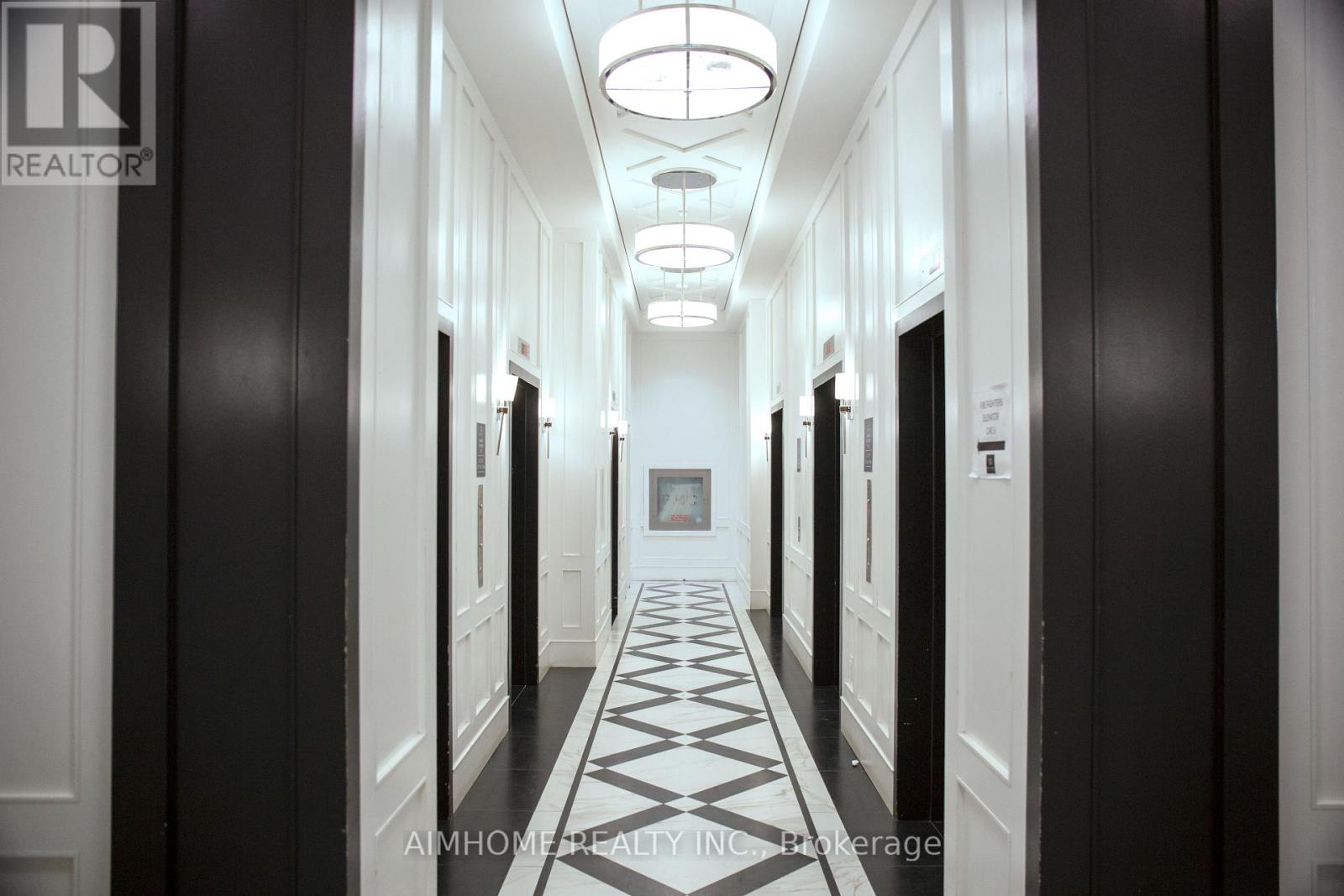 2014 - 955 Bay Street, Toronto, Ontario  M5S 0C6 - Photo 4 - C12835888