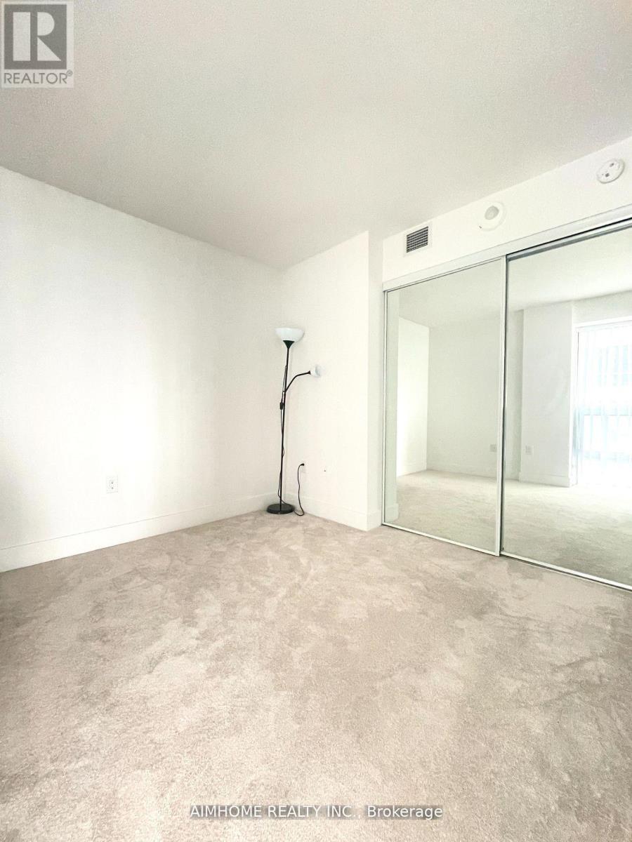 2014 - 955 Bay Street, Toronto, Ontario  M5S 0C6 - Photo 9 - C12835888