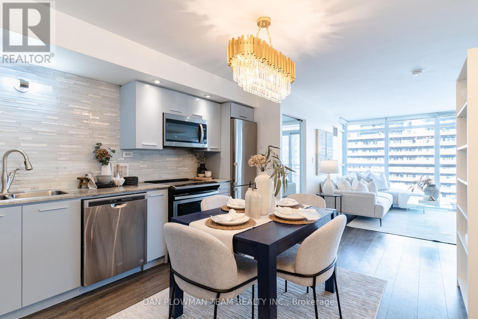 1006 - 8 Telegram Mews, Toronto, Ontario  M5V 3Z5 - Photo 5 - C12835928