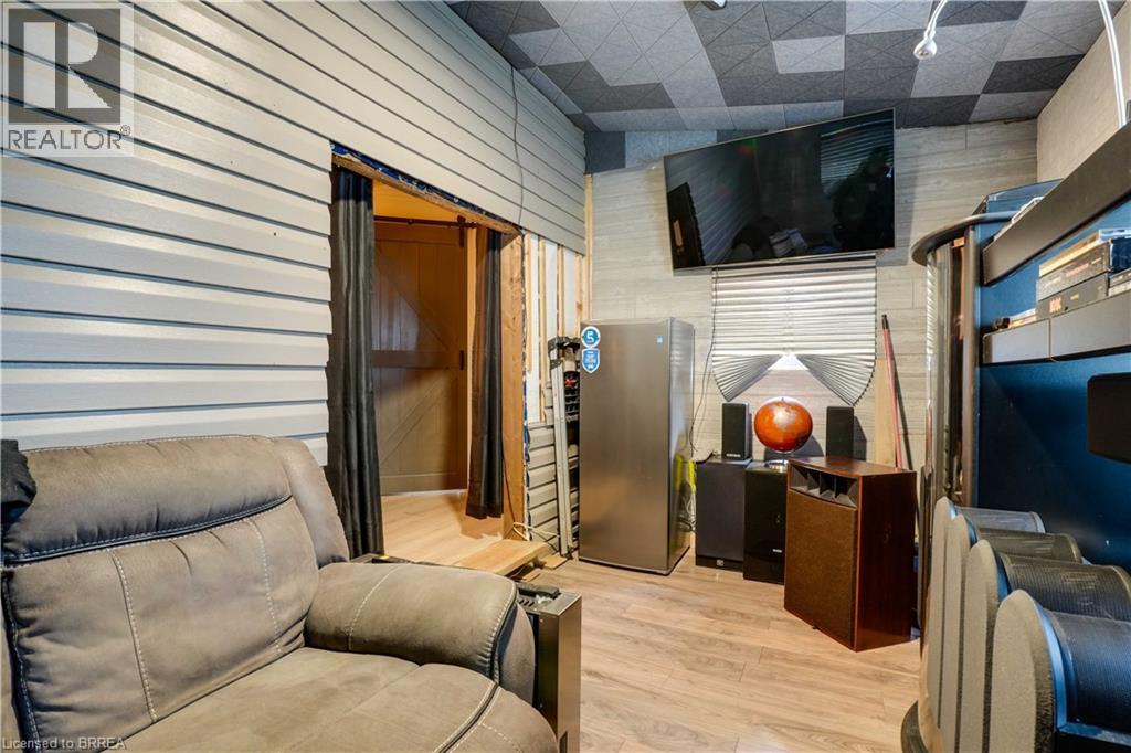 99 Fourth Concession Road Unit# 150, Burford, Ontario  N0E 1A0 - Photo 14 - 40807511