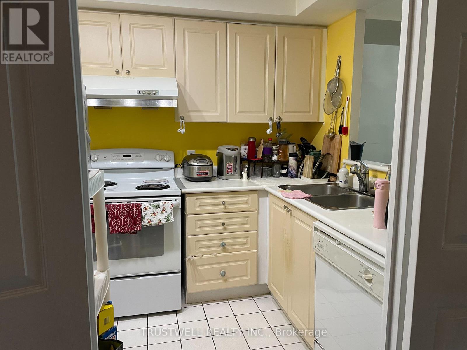 1509 - 8 Lee Centre Drive, Toronto, Ontario  M1H 3H8 - Photo 12 - E12826650