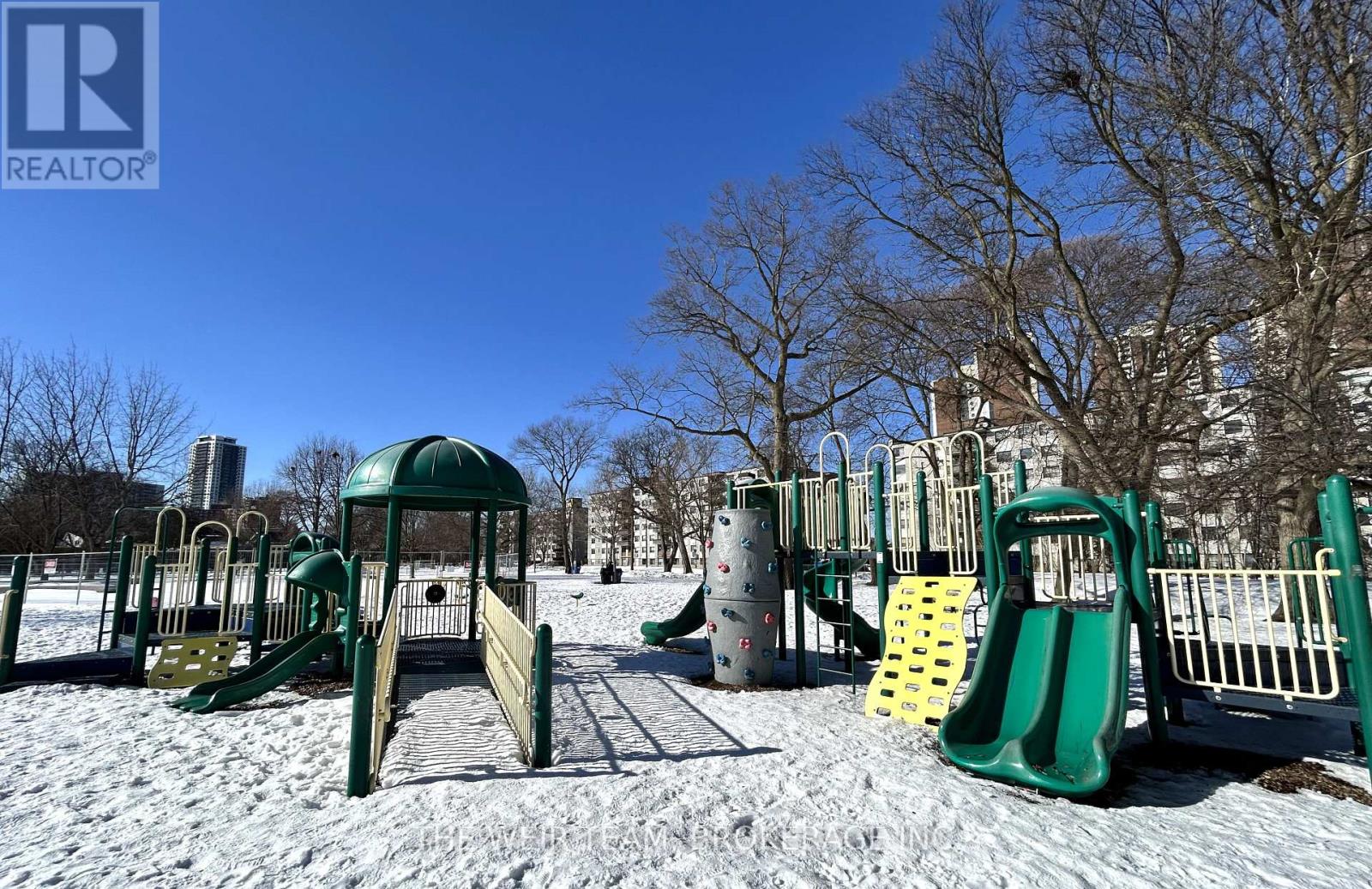 10 Eldon Avenue, Toronto, Ontario  M4C 5G1 - Photo 29 - E12834298