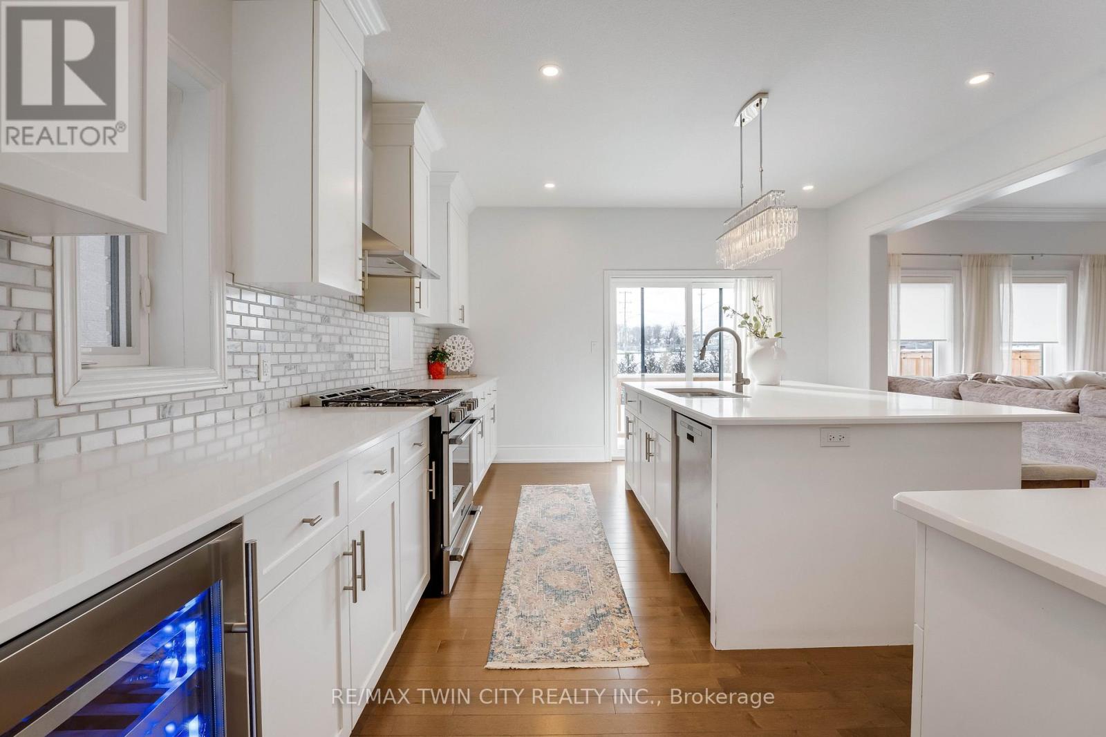 565 Florencedale Crescent, Kitchener, Ontario  N2R 1T6 - Photo 14 - X12834022