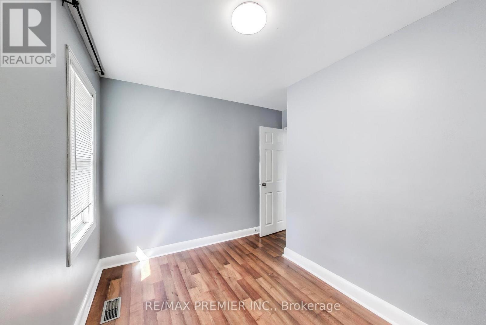 5 Golfdale Road, Barrie, Ontario  L4N 6R5 - Photo 16 - S12835948