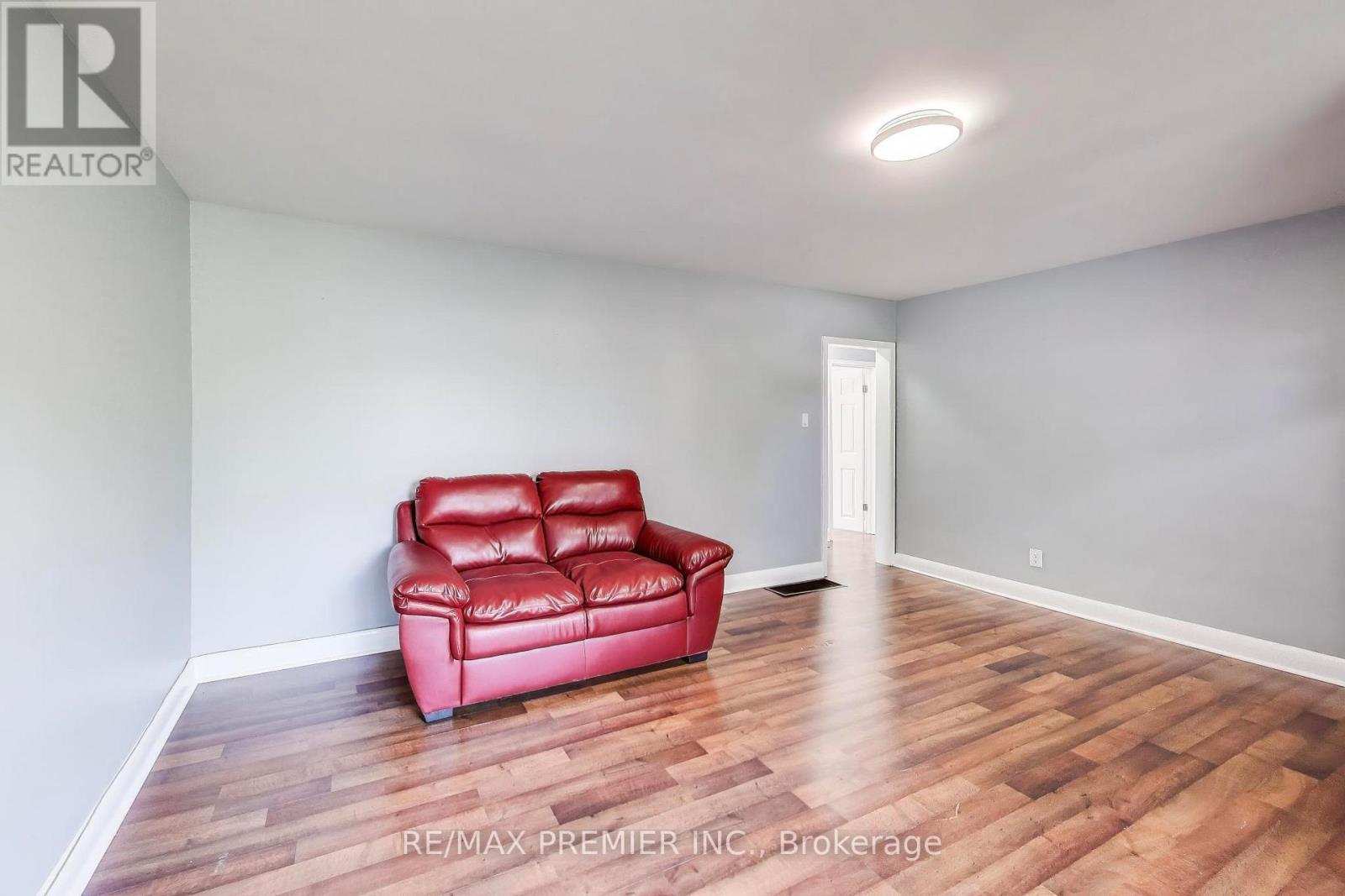 5 Golfdale Road, Barrie, Ontario  L4N 6R5 - Photo 6 - S12835948