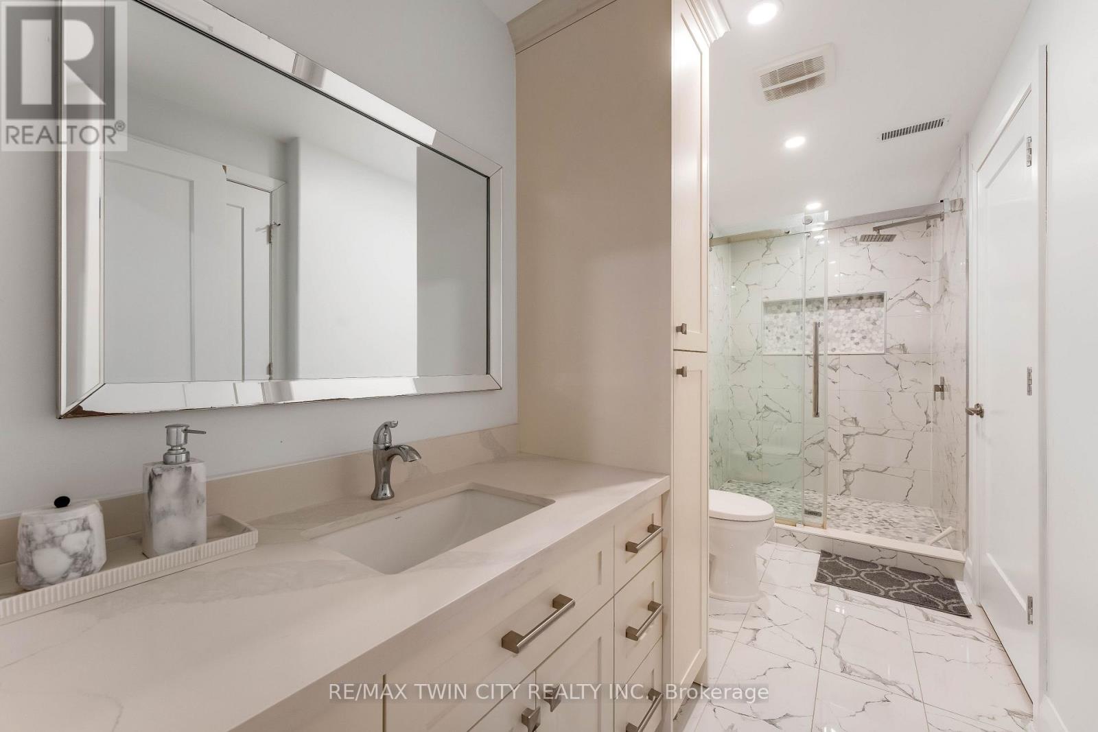 565 Florencedale Crescent, Kitchener, Ontario  N2R 1T6 - Photo 37 - X12834022