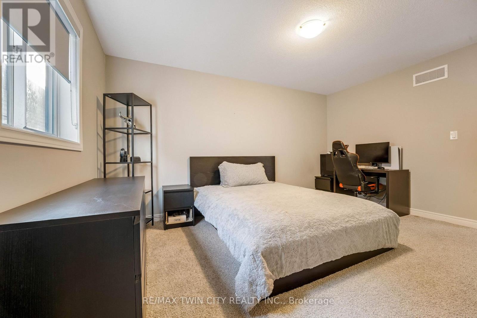 565 Florencedale Crescent, Kitchener, Ontario  N2R 1T6 - Photo 28 - X12834022