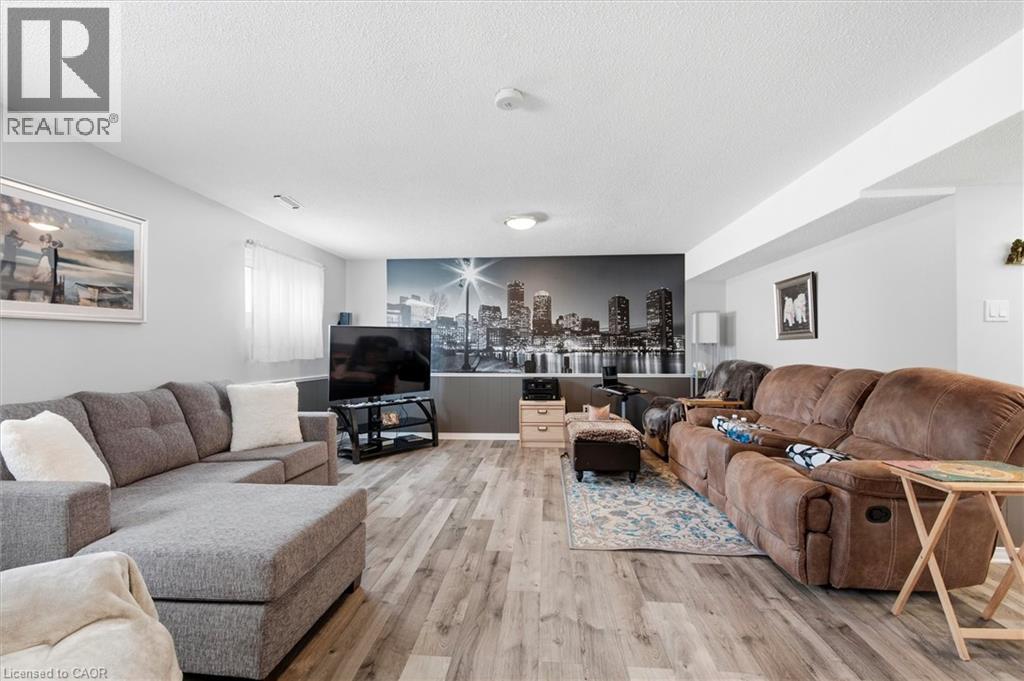 40 Lyton Crescent, Stoney Creek, Ontario  L8J 2C9 - Photo 18 - 40808465