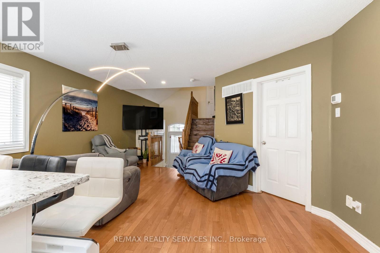 50 Sunny Glen Crescent, Brampton, Ontario  L7A 2C6 - Photo 11 - W12835874