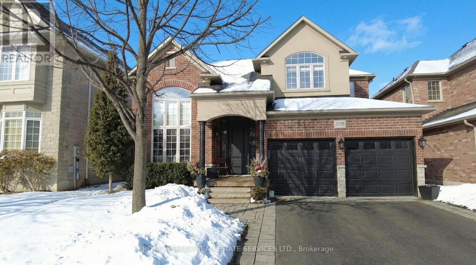 3229 SALTAIRE CRESCENT, Oakville, Ontario