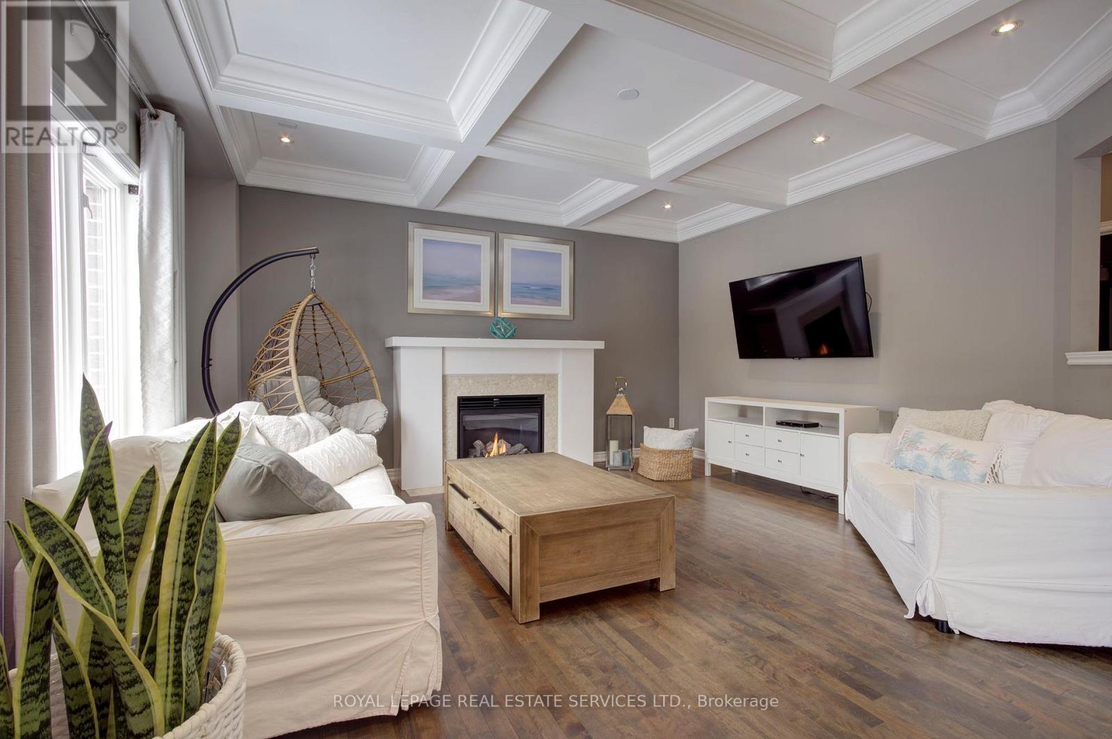 3229 Saltaire Crescent, Oakville, Ontario  L6M 0K8 - Photo 11 - W12835910