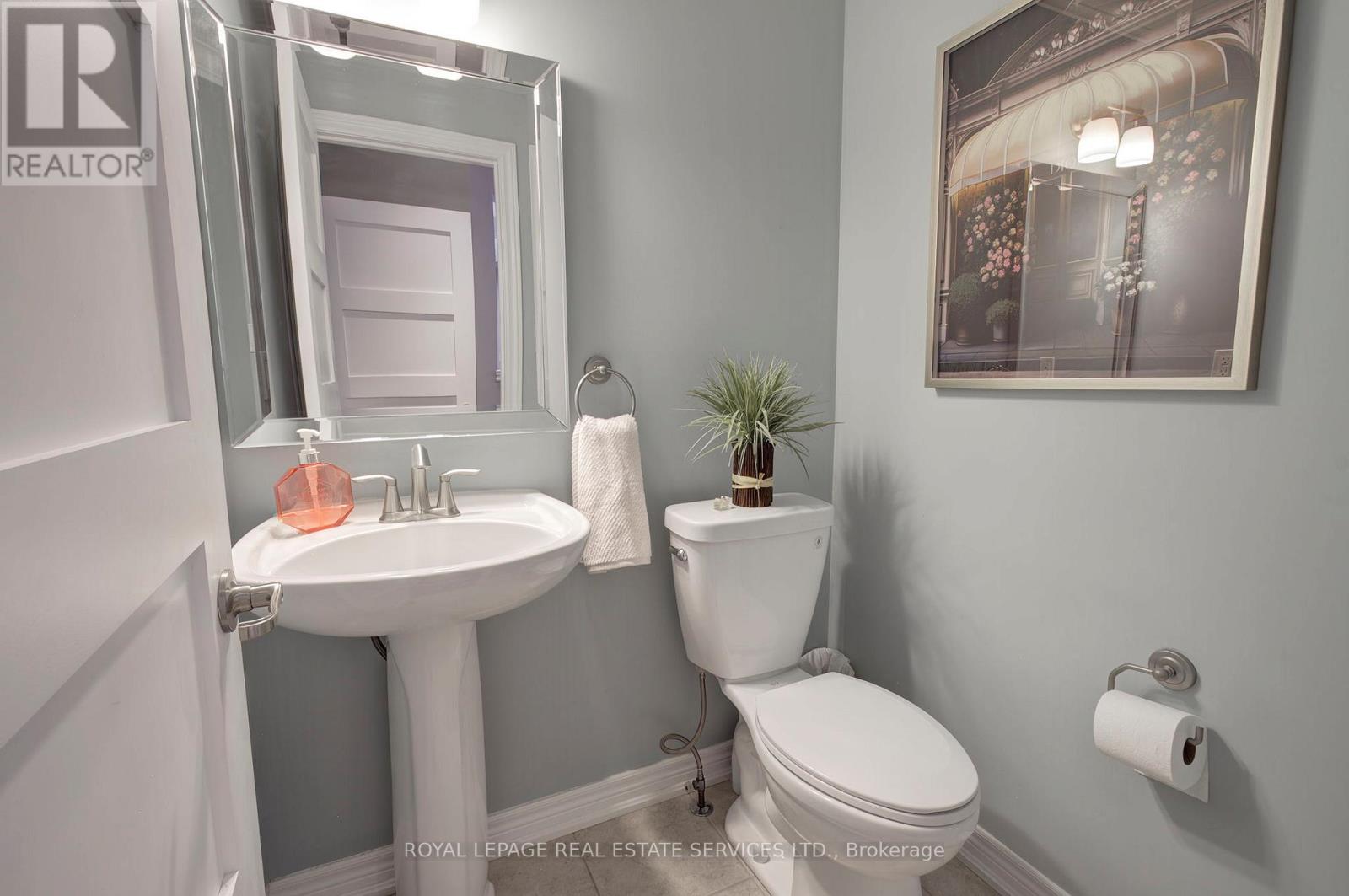 3229 Saltaire Crescent, Oakville, Ontario  L6M 0K8 - Photo 18 - W12835910