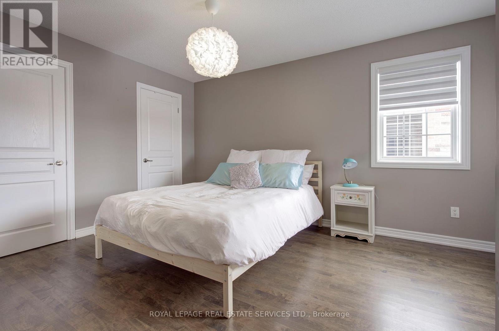 3229 Saltaire Crescent, Oakville, Ontario  L6M 0K8 - Photo 27 - W12835910