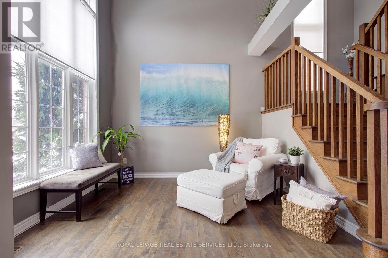 3229 Saltaire Crescent, Oakville, Ontario  L6M 0K8 - Photo 6 - W12835910