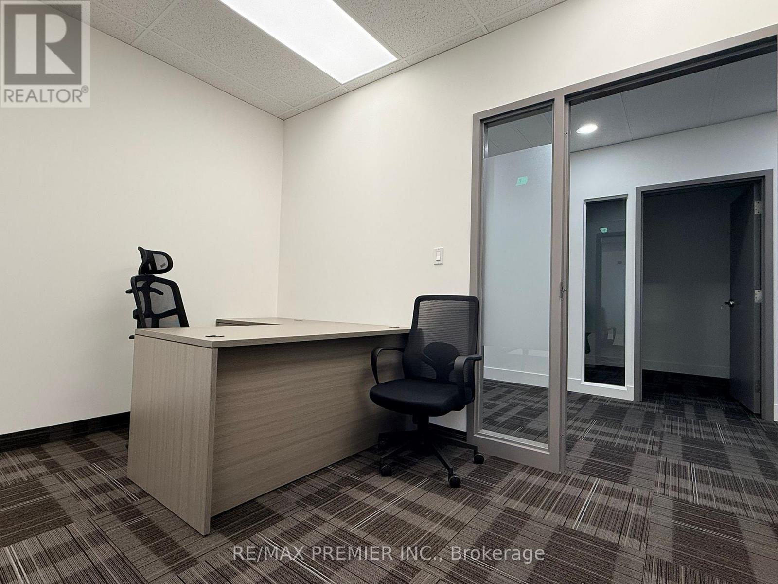 302-25 - 3390 South Service Road, Burlington, Ontario  L7N 3J5 - Photo 13 - W12835920