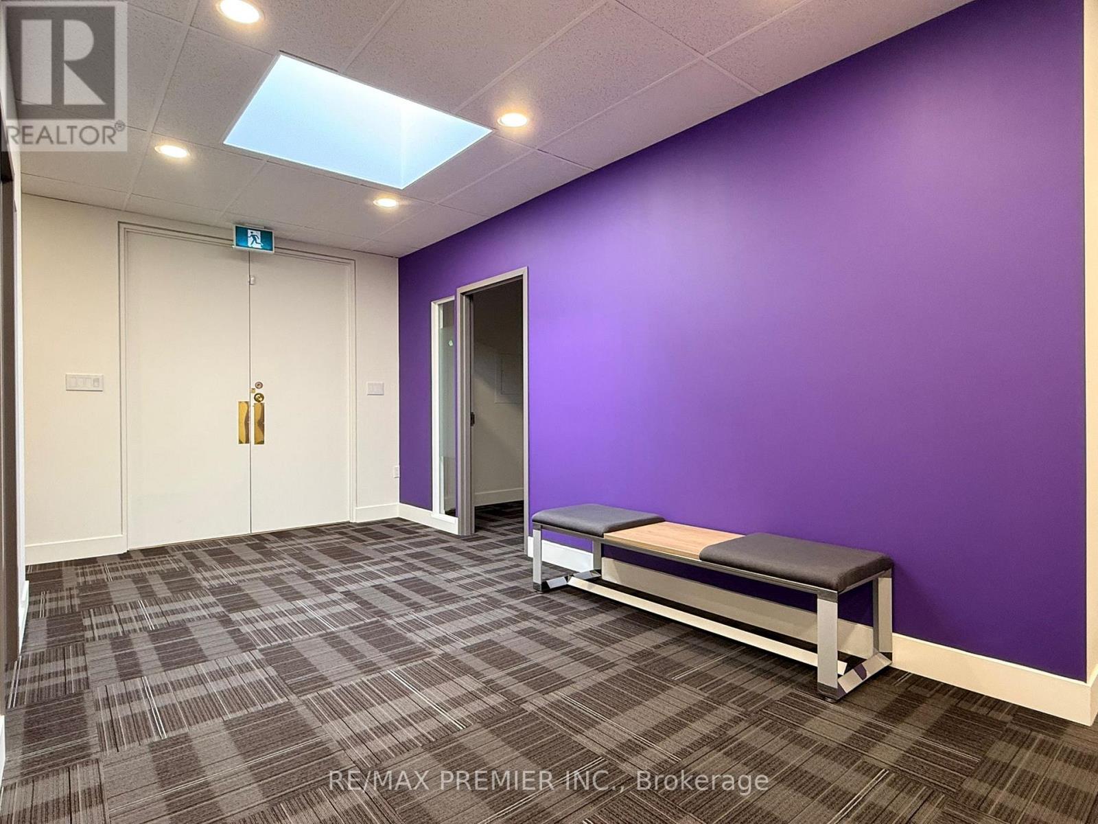 302-25 - 3390 South Service Road, Burlington, Ontario  L7N 3J5 - Photo 15 - W12835920