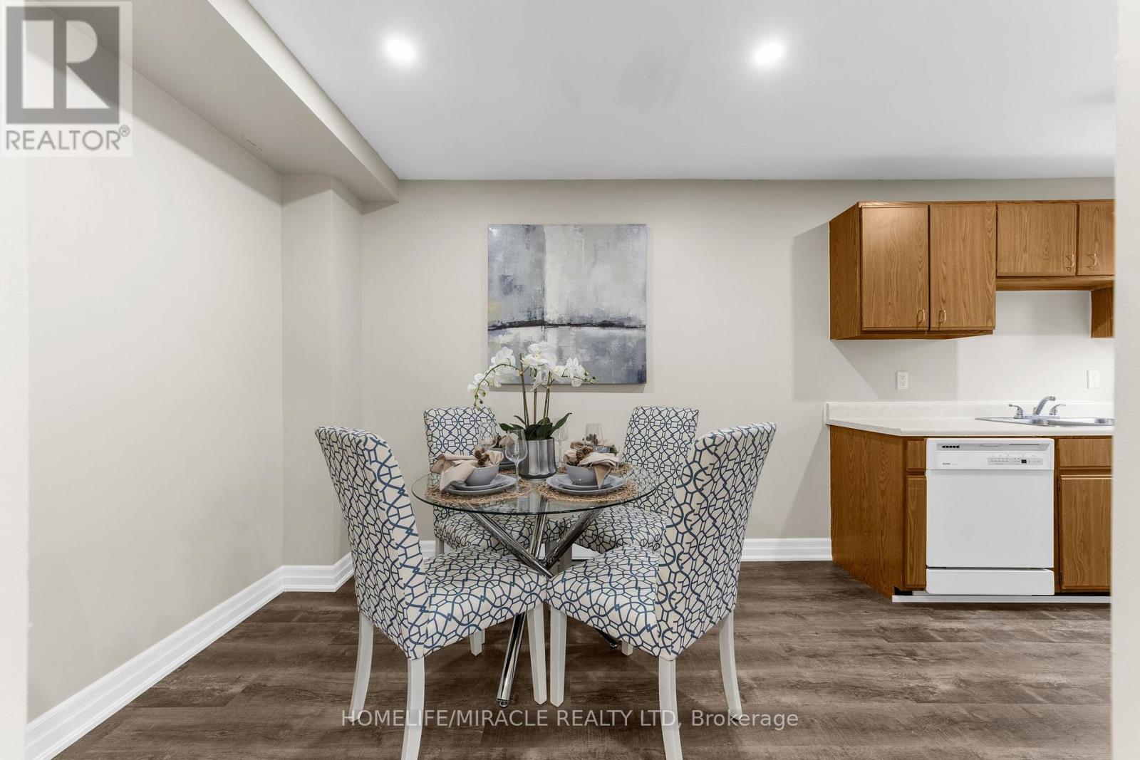 3 - 6 Cedar Drive, Orangeville, Ontario  L9W 2X6 - Photo 10 - W12835940