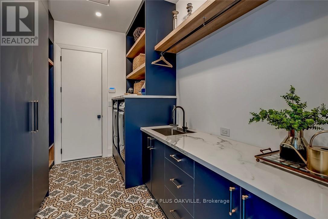 234 Walby Drive, Oakville, Ontario  L6L 4E5 - Photo 25 - W12835950