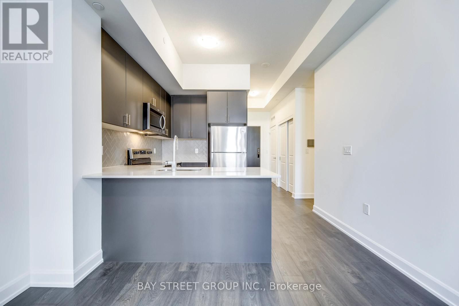 204 - 3200 William Coltson Avenue, Oakville, Ontario  L6H 7W6 - Photo 11 - W12835956