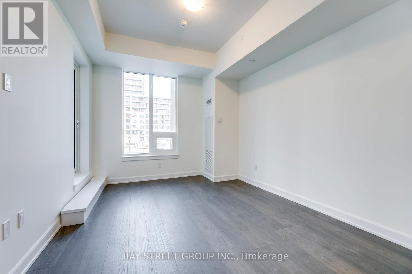 204 - 3200 William Coltson Avenue, Oakville, Ontario  L6H 7W6 - Photo 16 - W12835956