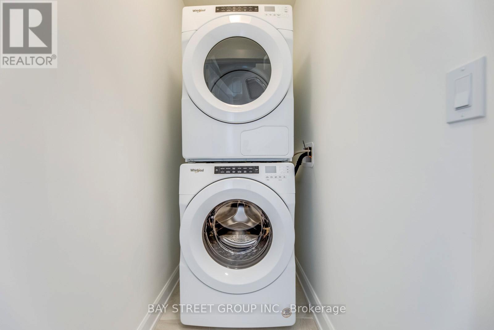 204 - 3200 William Coltson Avenue, Oakville, Ontario  L6H 7W6 - Photo 36 - W12835956