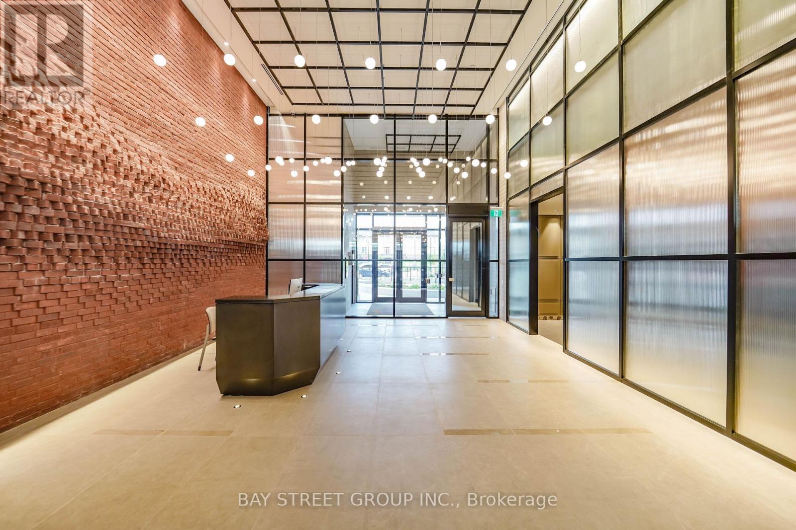 204 - 3200 William Coltson Avenue, Oakville, Ontario  L6H 7W6 - Photo 7 - W12835956