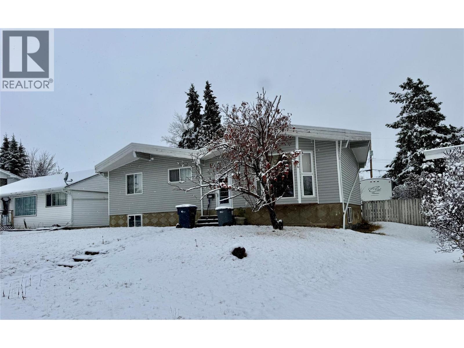 9112 CALVERLEY Crescent, Dawson Creek, British Columbia