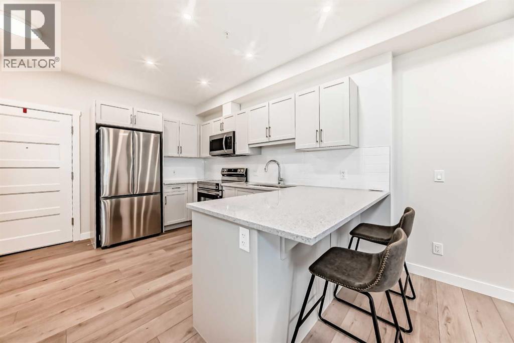 2209, 2117 81 Street Sw, Calgary, Alberta T3H 6H5 - Photo 4 - A2283721