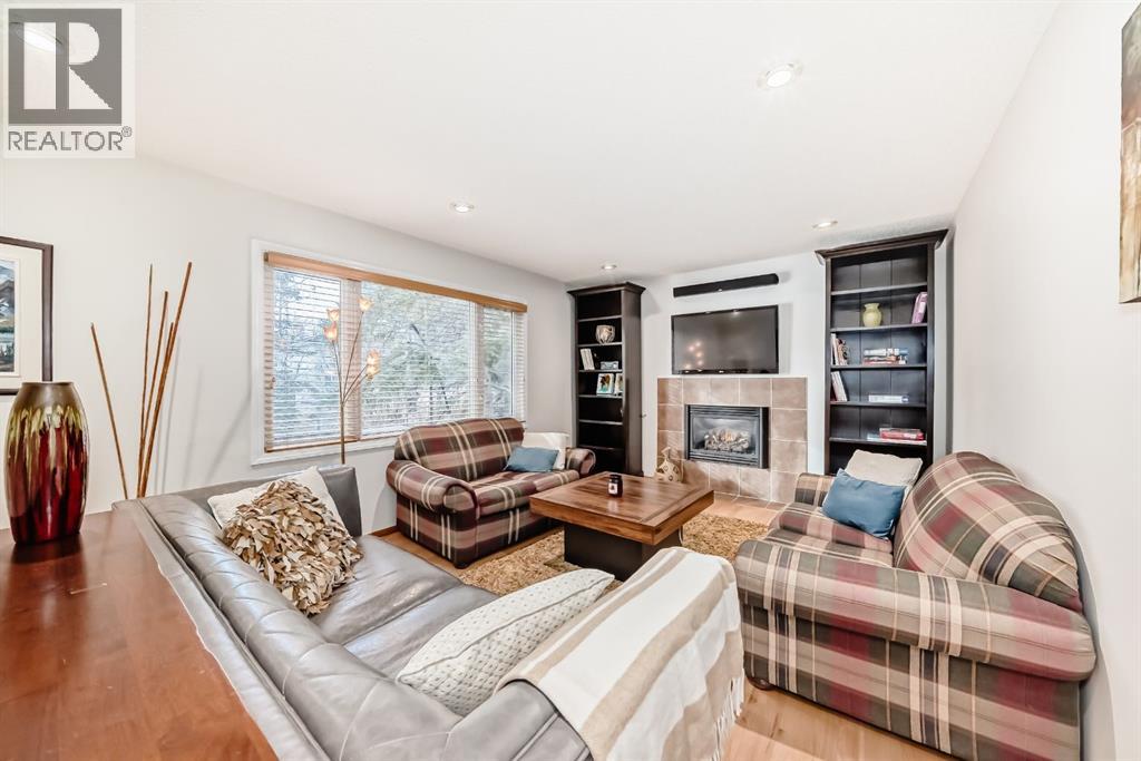 3707 37 Street Nw, Calgary, Alberta T2L 2J2 - Photo 12 - A2286097