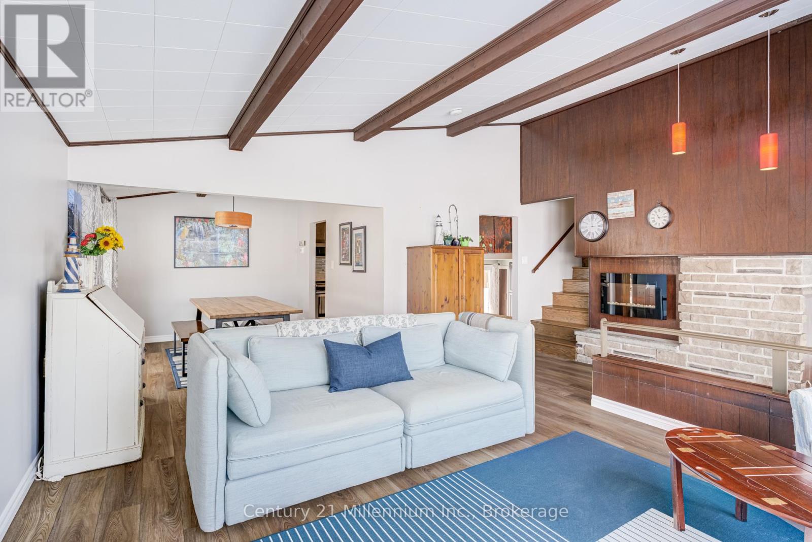 537 George Street, South Bruce Peninsula, Ontario  N0H 2T0 - Photo 20 - X12835918