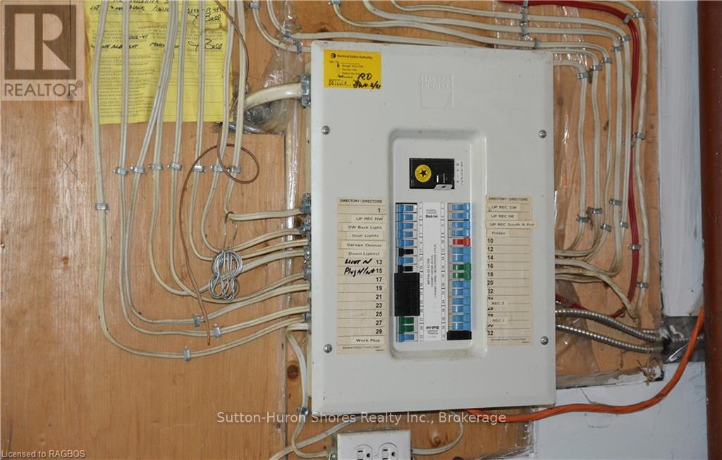 412 Goderich Street, Saugeen Shores, Ontario  N0H 2C1 - Photo 29 - X12360771