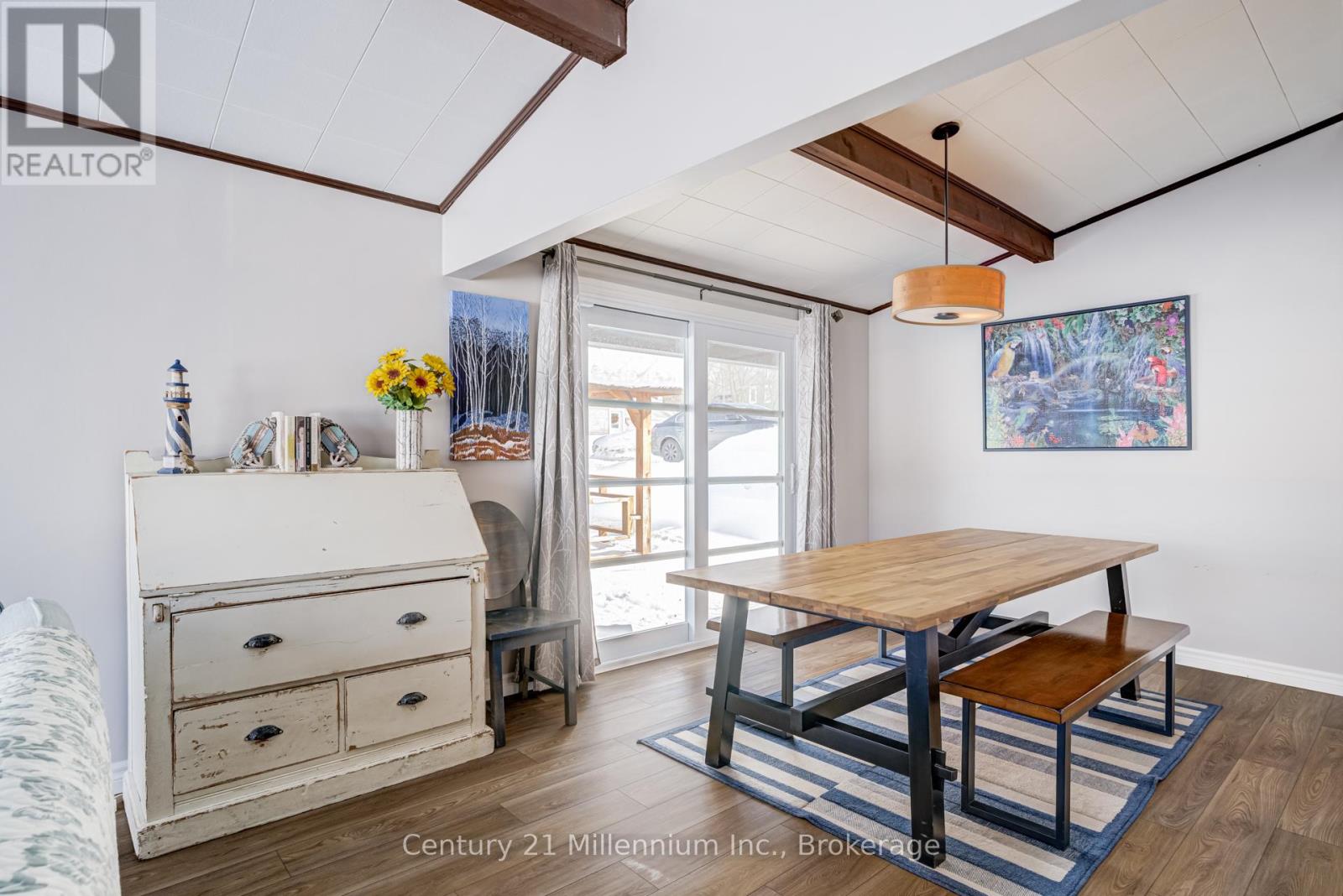 537 George Street, South Bruce Peninsula, Ontario  N0H 2T0 - Photo 23 - X12835918