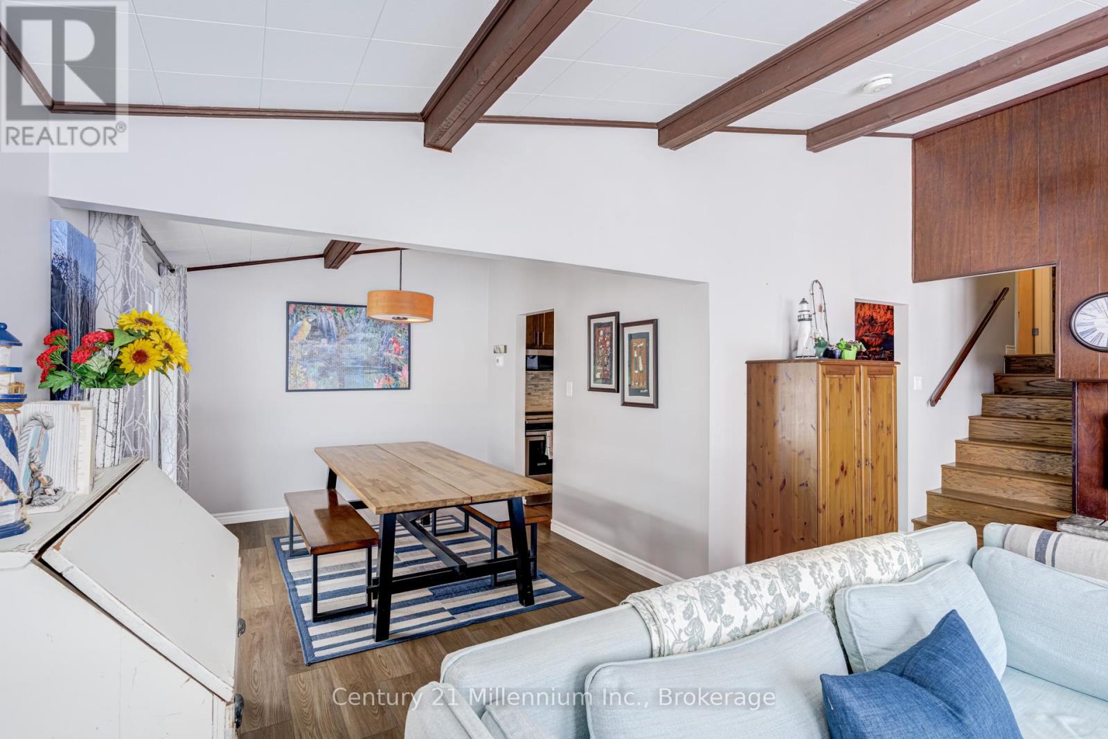 537 George Street, South Bruce Peninsula, Ontario  N0H 2T0 - Photo 21 - X12835918