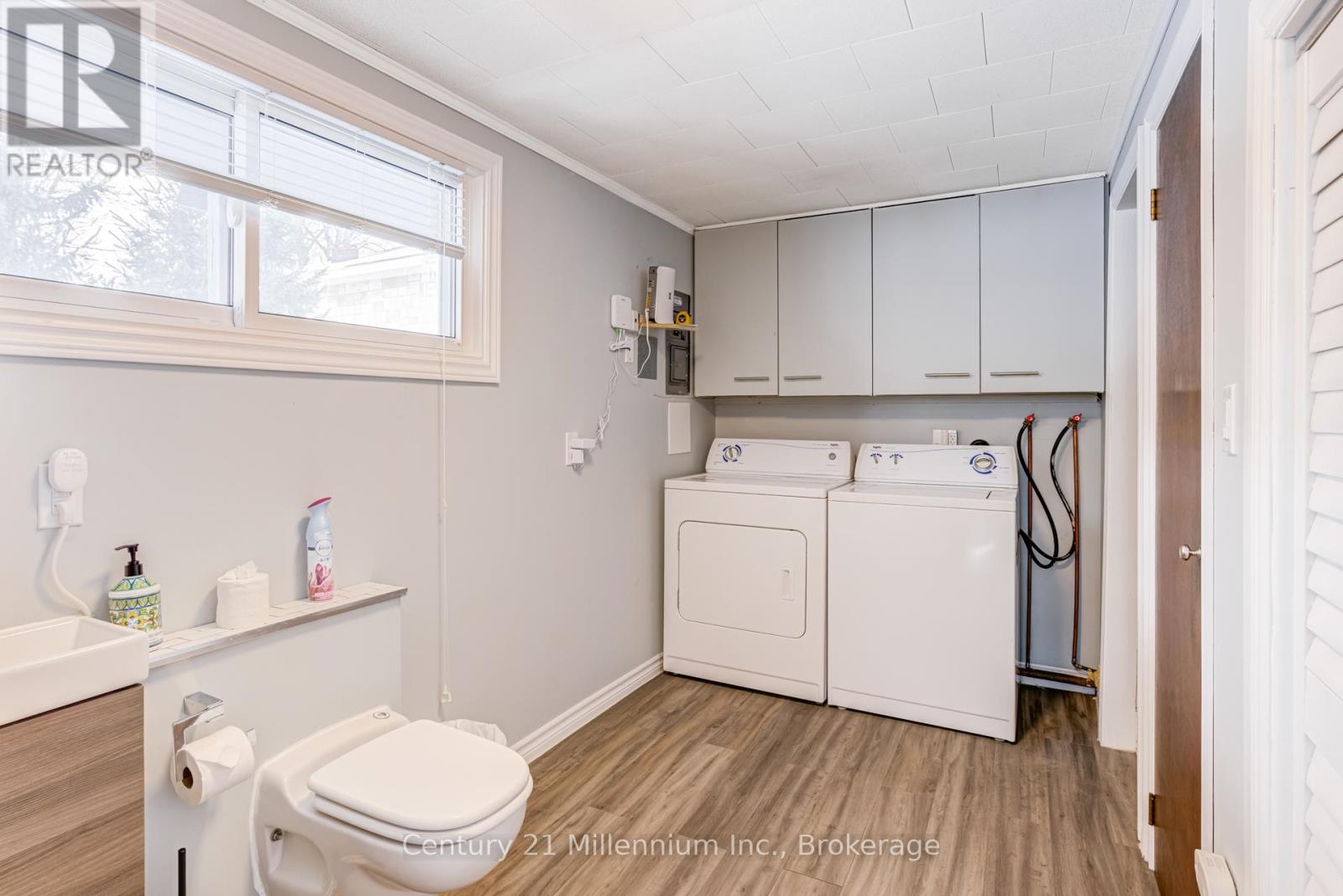 537 George Street, South Bruce Peninsula, Ontario  N0H 2T0 - Photo 38 - X12835918