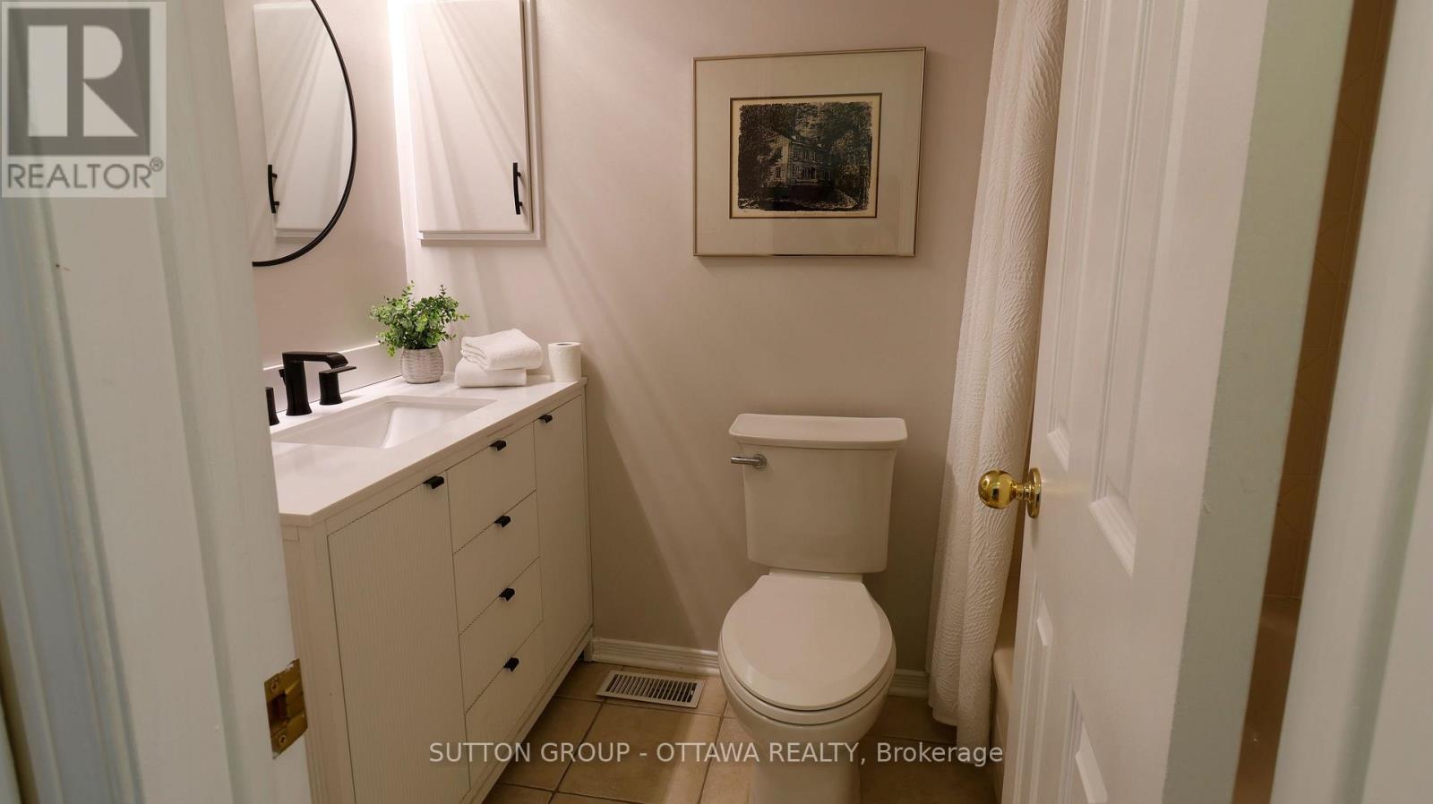 50 Grand Cedar Court E, Ottawa, Ontario  K2S 1G5 - Photo 27 - X12834196