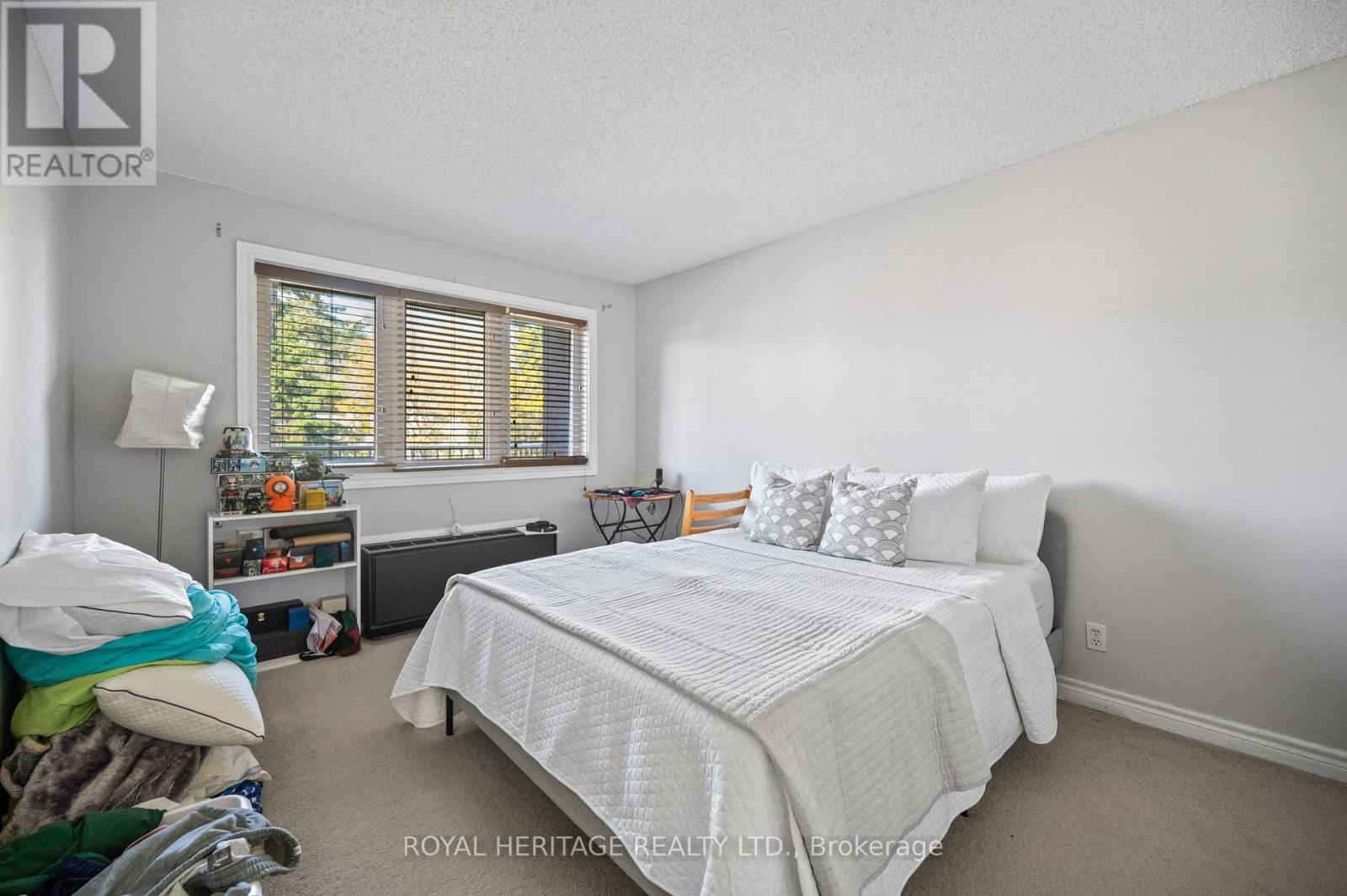 303 - 195 Lake Driveway W, Ajax, Ontario  L1S 7H7 - Photo 11 - E12836102