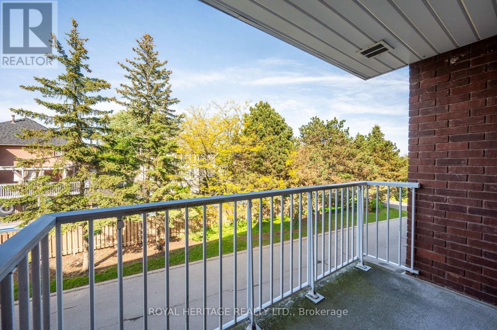 303 - 195 Lake Driveway W, Ajax, Ontario  L1S 7H7 - Photo 19 - E12836102