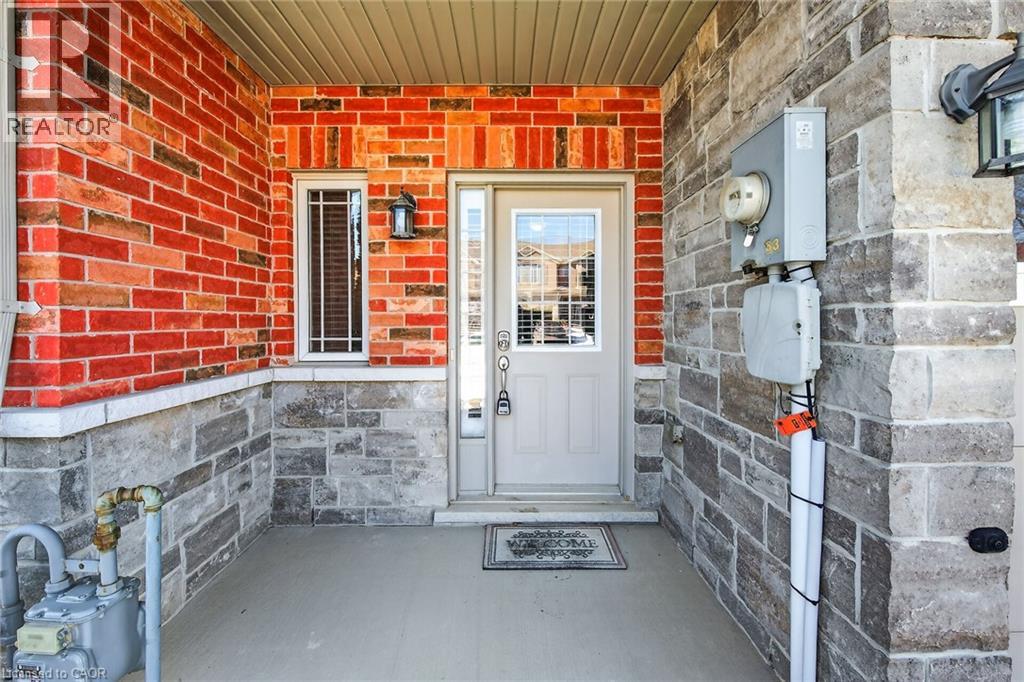 11 Hitching Post Ridge, Binbrook, Ontario  L0R 1C0 - Photo 5 - 40808822