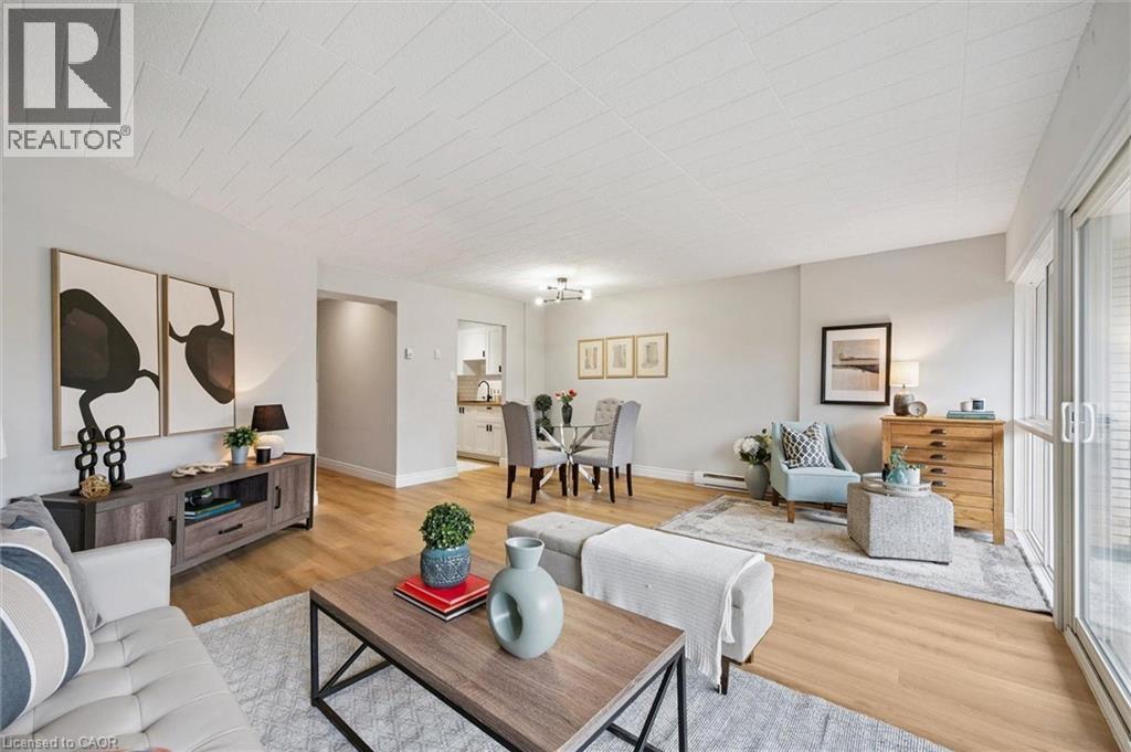 105 Conroy Crescent Unit# 102, Guelph, Ontario N1G 2V5 - Photo 2 - 40808670