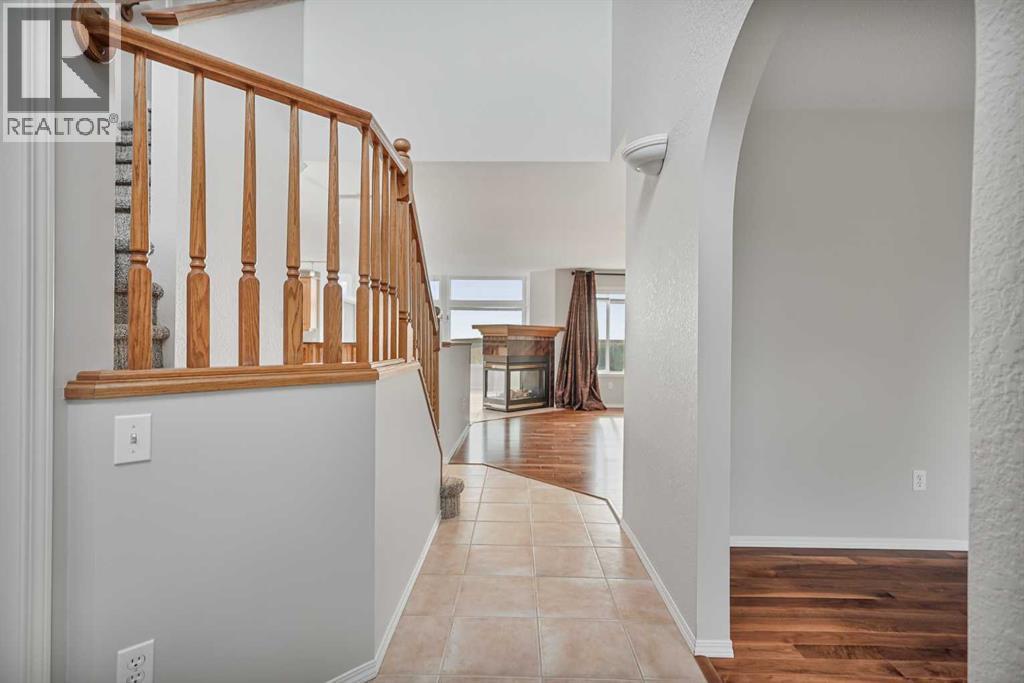 212 Canyon Terrace W, Lethbridge, Alberta  T1K 6W7 - Photo 4 - A2285725