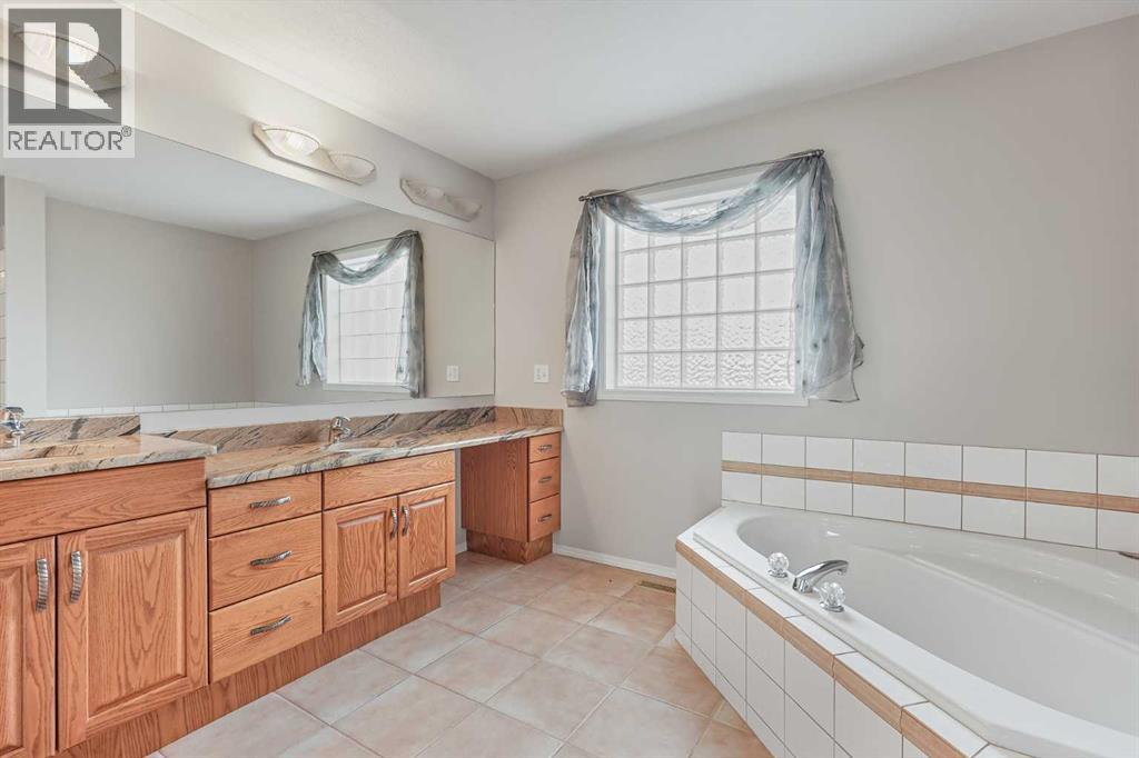 212 Canyon Terrace W, Lethbridge, Alberta  T1K 6W7 - Photo 29 - A2285725