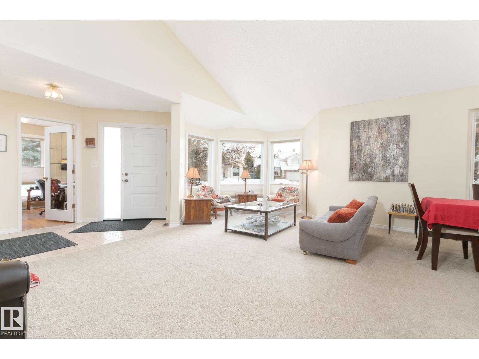 613 Whiston Wd Nw, Edmonton, Alberta  T6M 2C3 - Photo 6 - E4475326