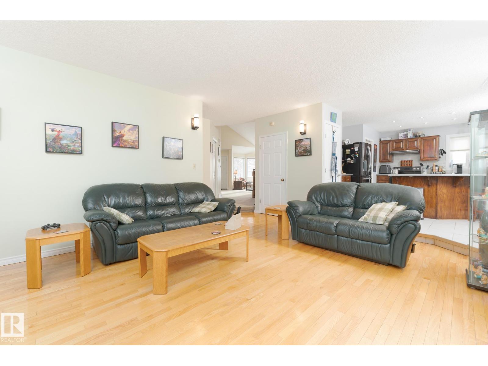 613 Whiston Wd Nw, Edmonton, Alberta  T6M 2C3 - Photo 15 - E4475326