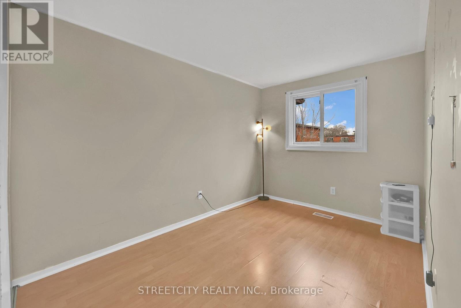 8 - 253 Taylor Street, London East, Ontario  N5Y 2J6 - Photo 20 - X12836000