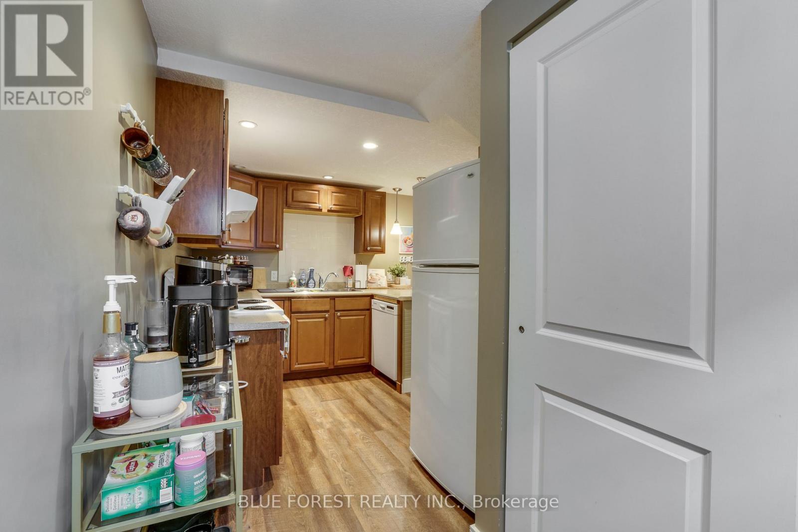 17 Mcdonald Avenue, London North, Ontario  N6G 1A9 - Photo 19 - X12836012