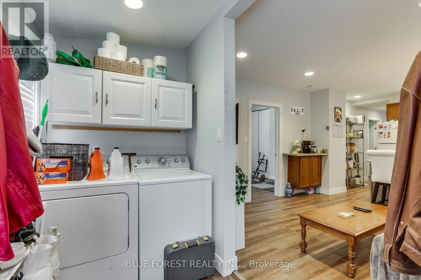 17 Mcdonald Avenue, London North, Ontario  N6G 1A9 - Photo 4 - X12836012